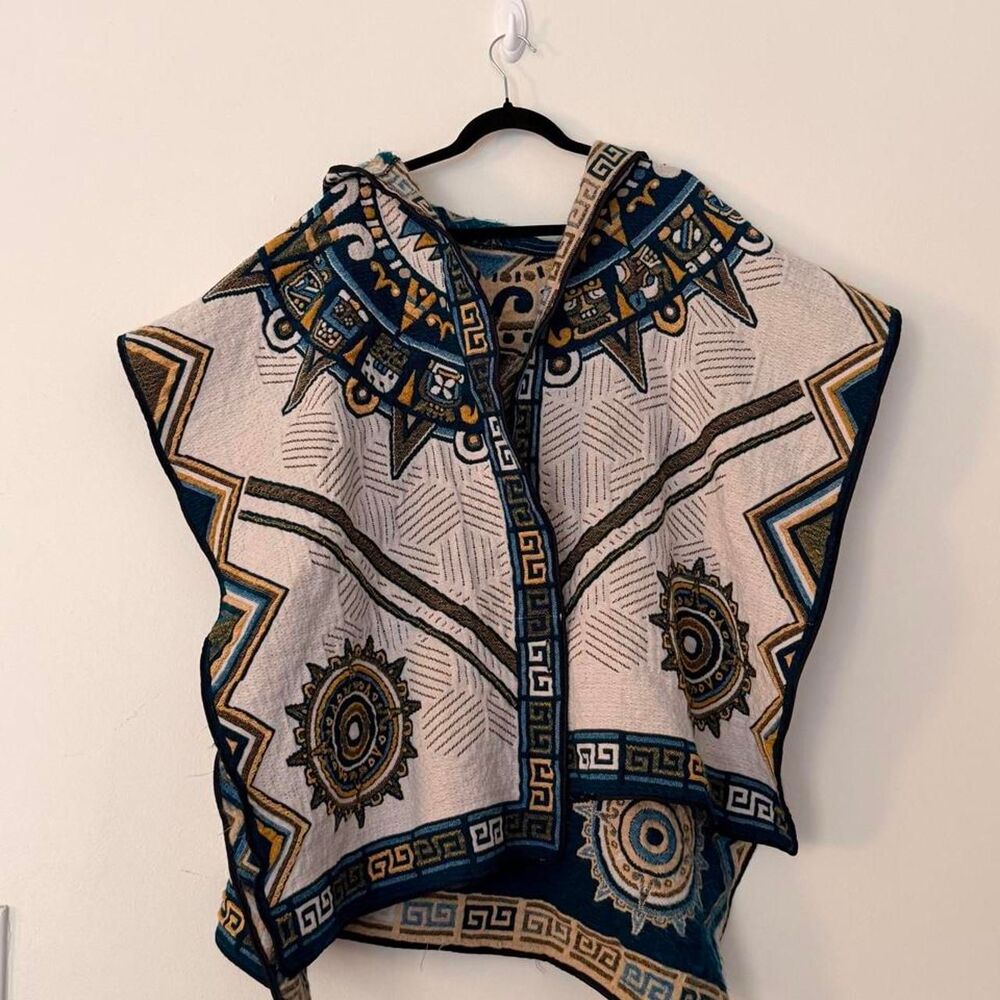 BOHO Aztec warrior print hooded woven poncho, One Size